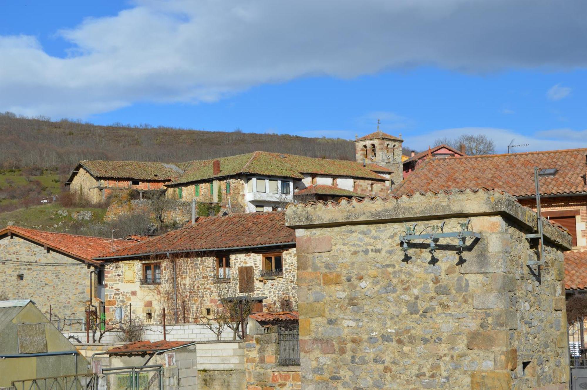 Casa Simon Guest House Cervera De Pisuerga Luaran gambar