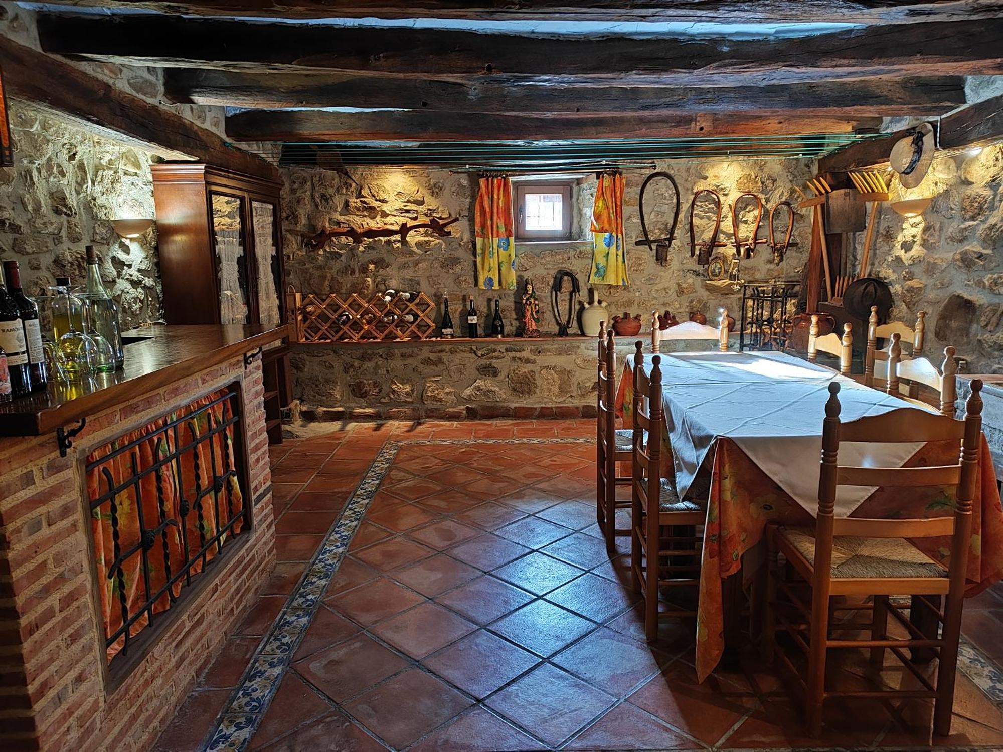 Casa Simon Guest House Cervera De Pisuerga Luaran gambar