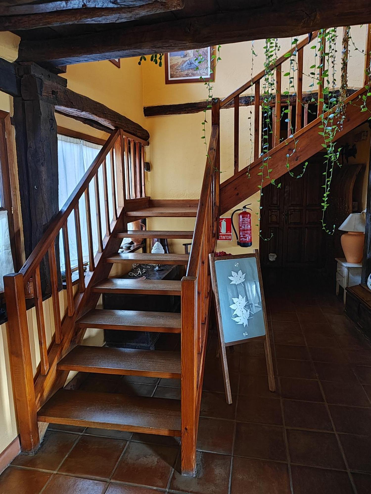 Casa Simon Guest House Cervera De Pisuerga Luaran gambar