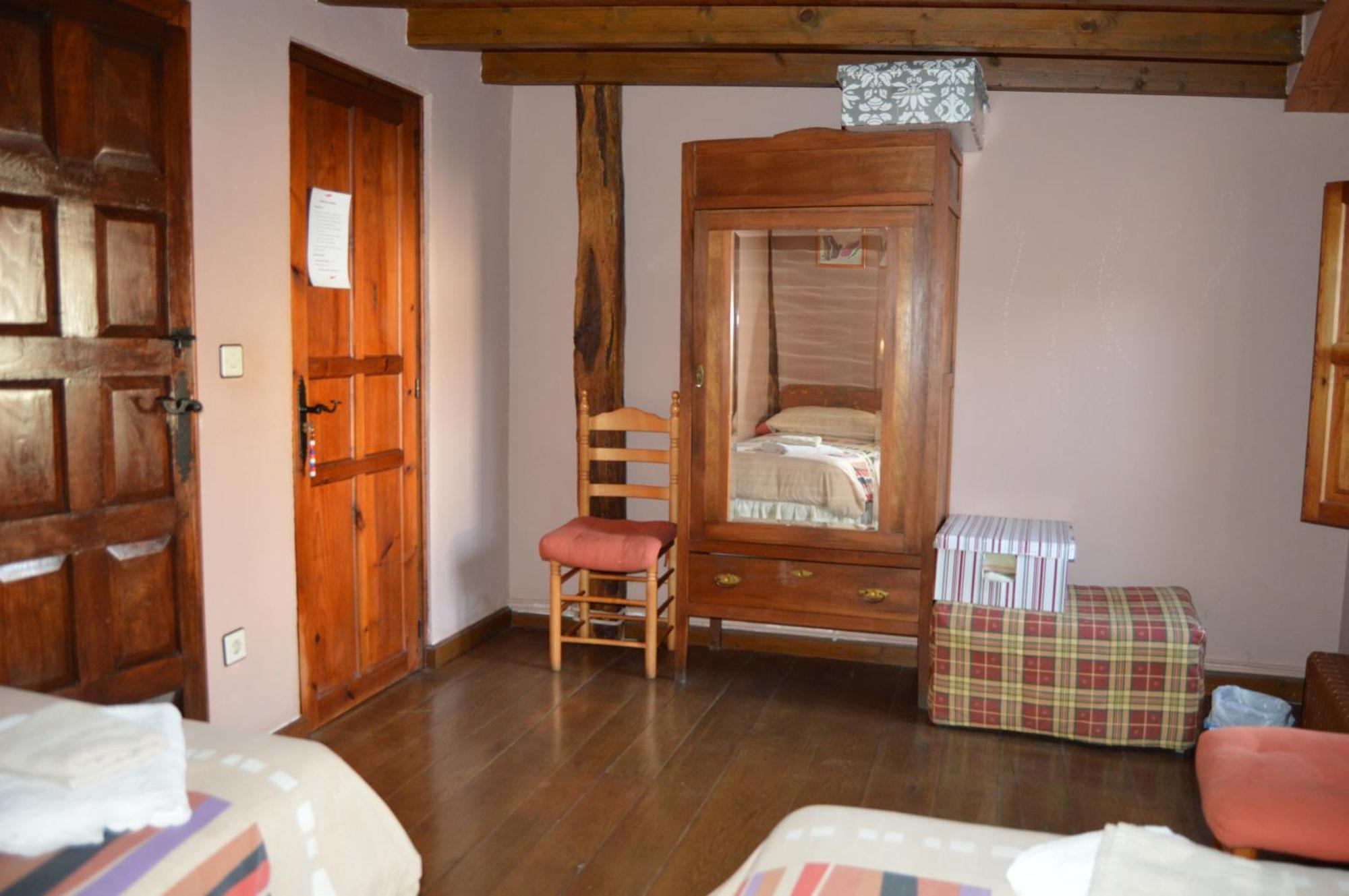 Casa Simon Guest House Cervera De Pisuerga Luaran gambar